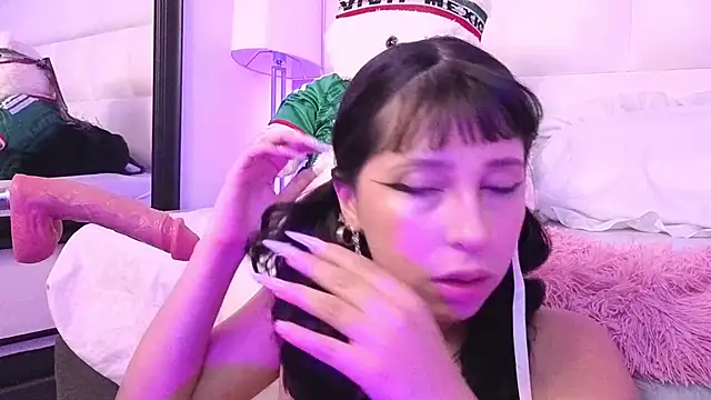 DaliaCastle live
