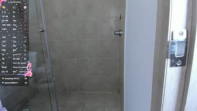Dana_grey_ live
