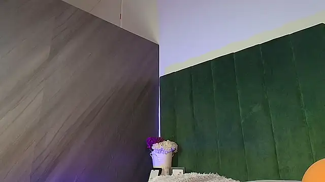 Alana_Petite_ live