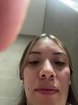 valery_mora live