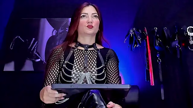 ApriilStone live