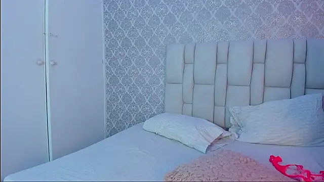 Shy_Nala live