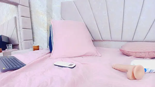 ariana_florez_ live