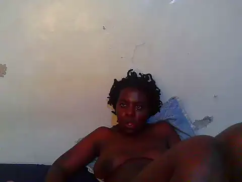 East_queene live