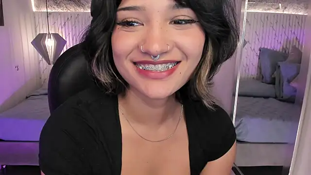 renee_shelby_ live
