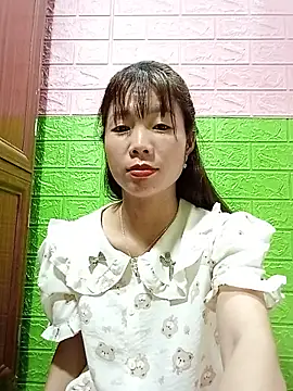 AmyLinee01 live
