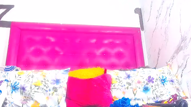 LoloQueen5 live
