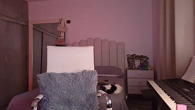 Brown_skin11 live