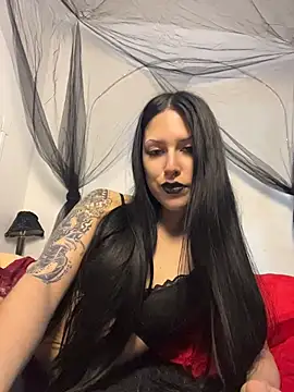 LivKristine live