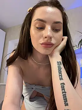 Camilla_Railian live