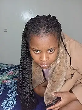 Lilshawrie21 live
