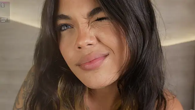 Mia_Rosalie live