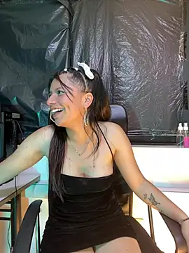 Chantal_Evans7_ live