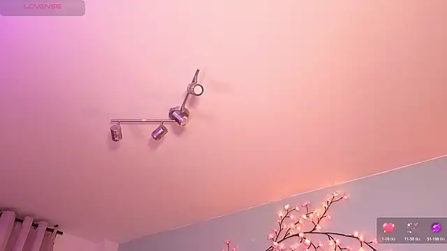 Miaparkerss_ live