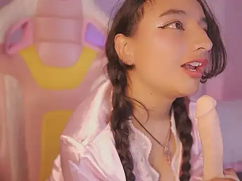 _emily_jonexs live