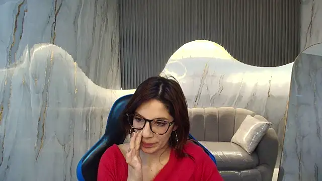 nadia_r_ live