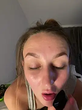 ririgirl780 live