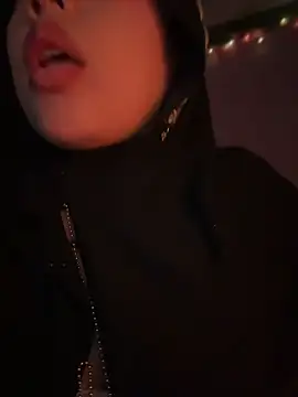 zahra_Jalid live