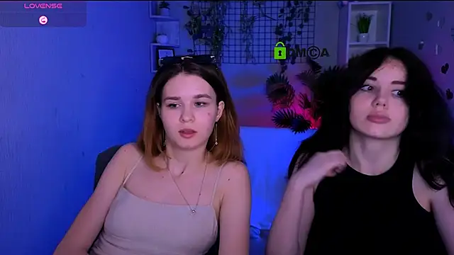 riley_sanders live