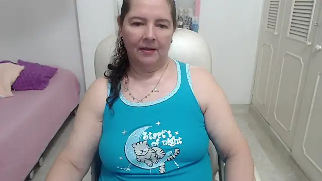 leonela_69 live