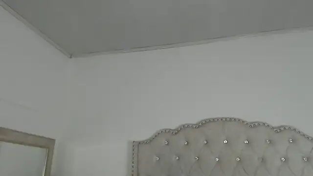 Abril_Squirt live