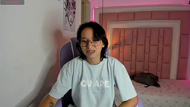 Klaret_Toy live