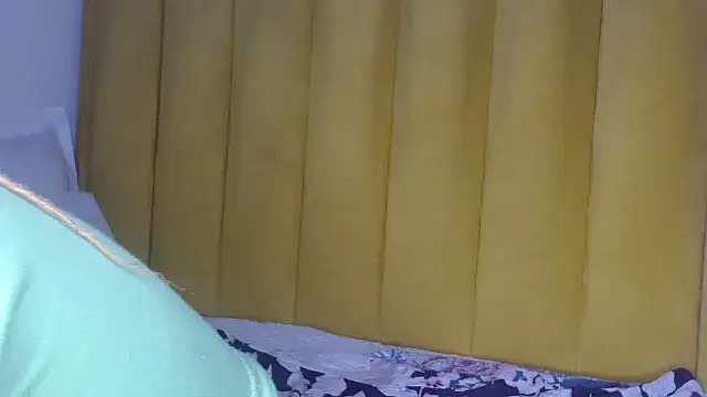 Bella_2025 live