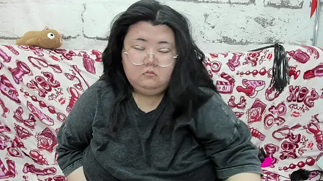 Nadine_asian live