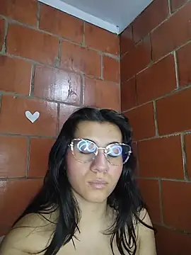 Amanda_x1 live
