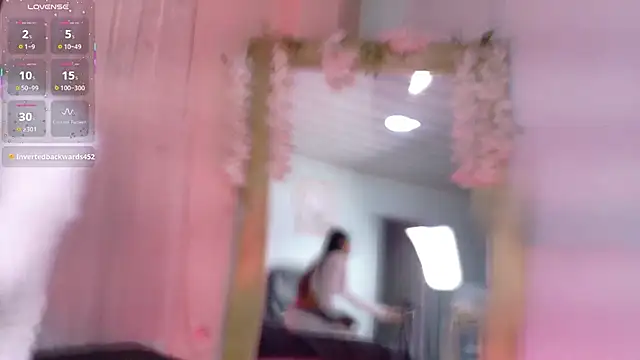 Hollyyqueen_ live