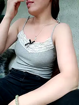 little-effy live