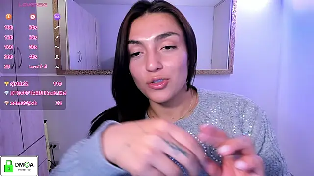 EricaVanderhill live
