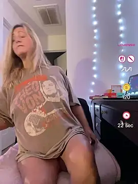 FoxyMillie live