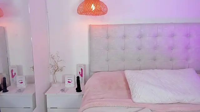 Vanessa_cruz_18 live