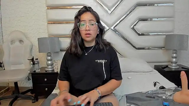 AlissBluumm live