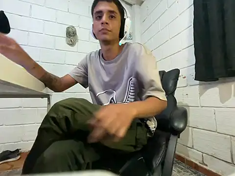 Max_TheHorseDick live