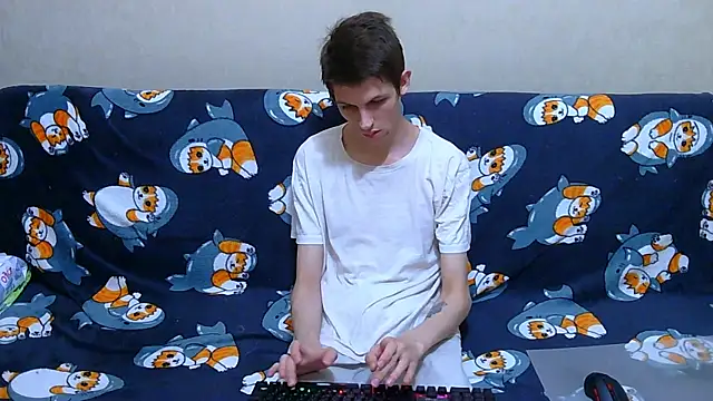 Lester_Broo live