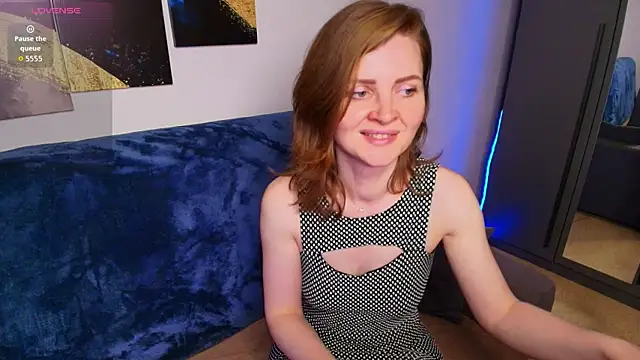 Liza__Evans live