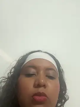 Ninibella live