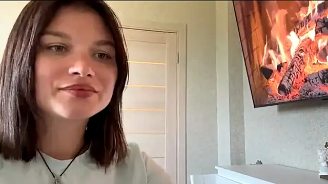 Karolinefrog live