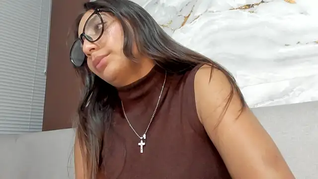 LilyGarcia live