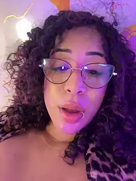 Woo_isDaphne live