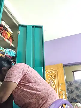yamini1431 live