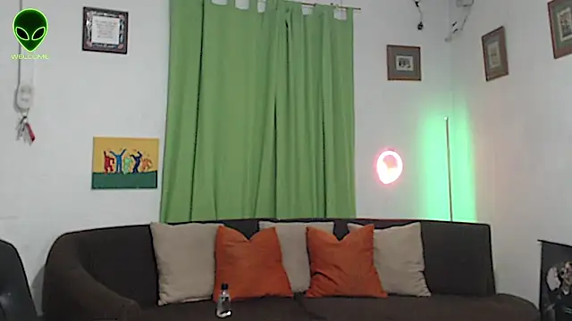 alpha_zom live