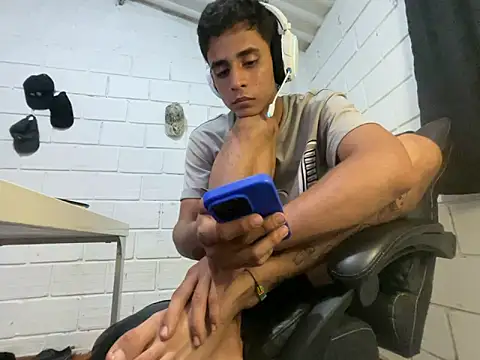 Max_TheHorseDick live