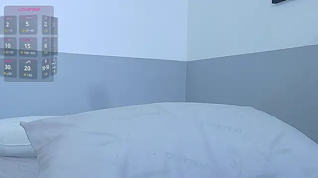 yourcuteneighbourr live