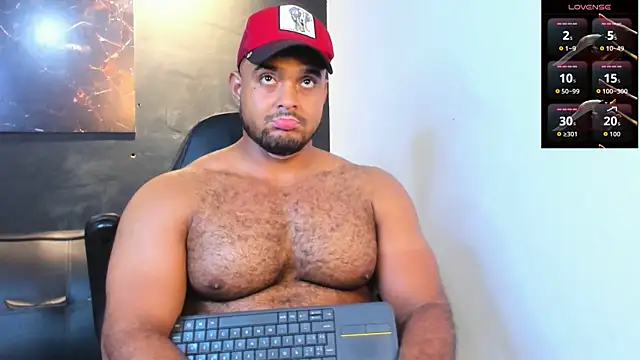 Big_furry_bear13 live