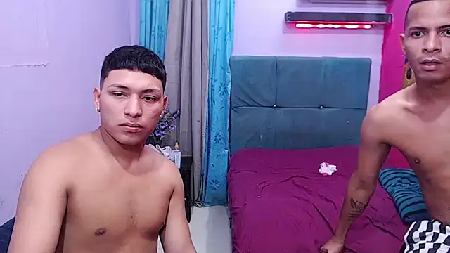 twink_fucks live