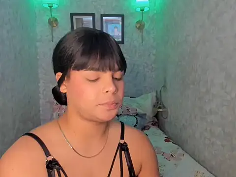 emily_rosue_ live