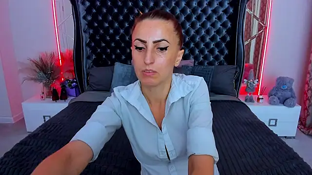 Rebecca_Diamond live